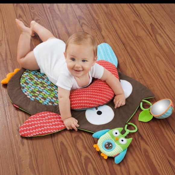 EUC Skip hop playmat - Picture 2 of 2